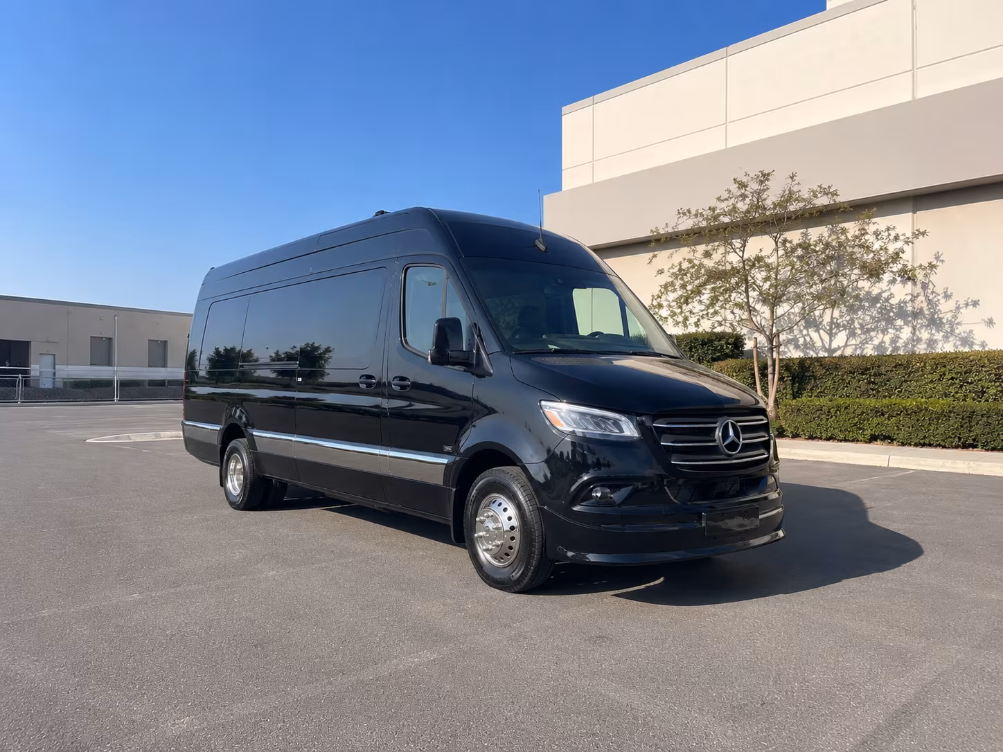 18 passenger sprinter van