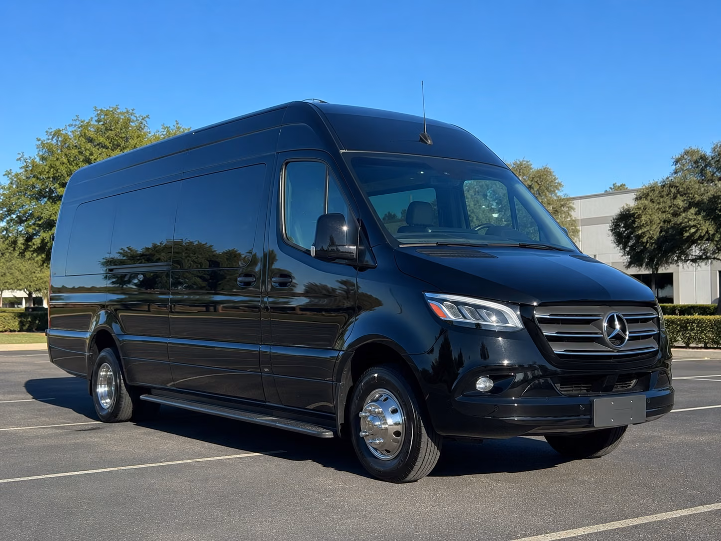 edison 12 passenger sprinter van